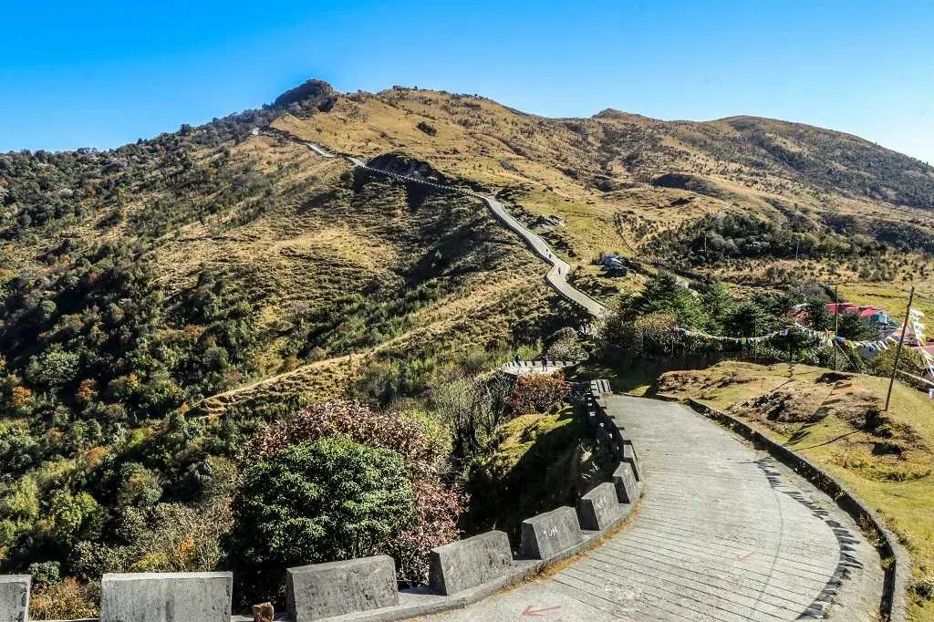 Mountain trail at Tumling